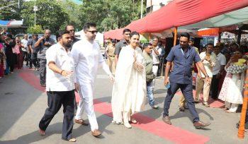 Parineeti Chopra And Raghav Chadha at Siddhivinayak Temple