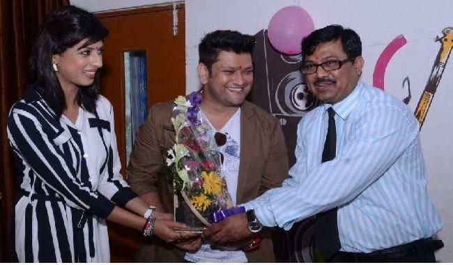 Aishwarya Sakhuja and Rohit Nag back to school!