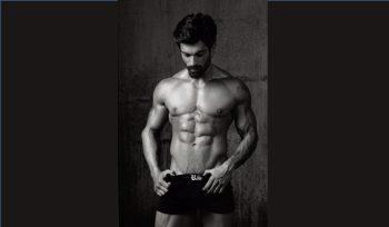 Karan Singh Grover doubled his hotness quotient…