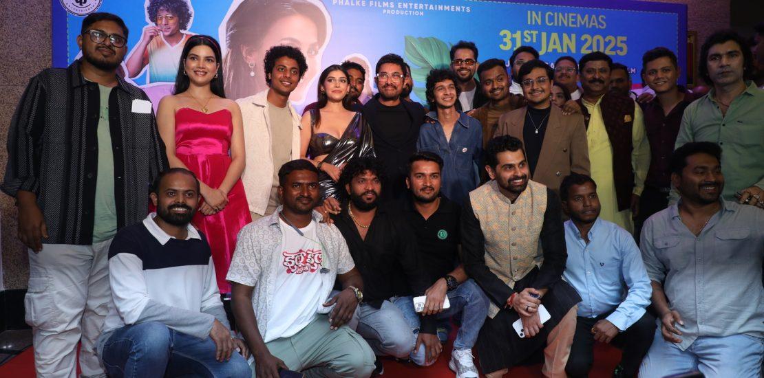 Aamir Khan, Elli Avrram, Pushkar Jog & Others Celebs Present At The Premiere Show Of Marathi Movie Ilu Ilu 1998 – Photos