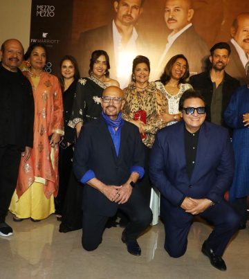 Rajesh Roshan Shabana Azmi, Kanchan Roshan, Sunaina Roshan, Pinkie Roshan, Anu Ranjan, Hrithik Roshan, Javed Akhtar, Rakesh Roshan, Shashi Ranjan