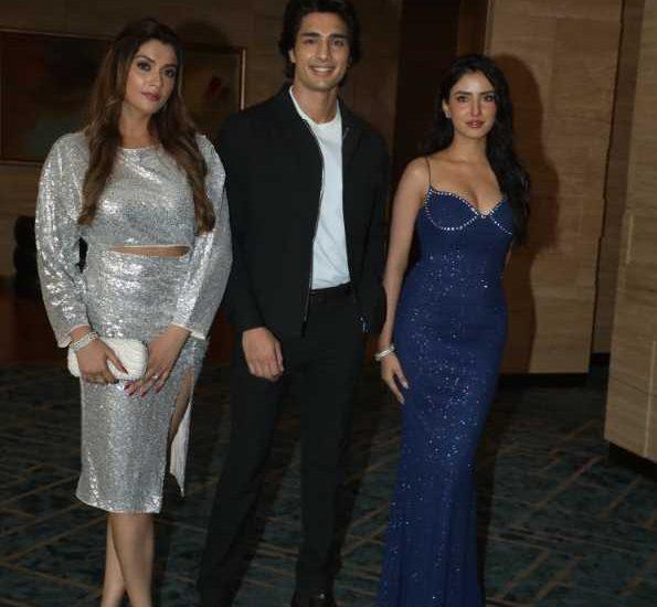 Akaisha Vats, Aayush Kumar, Suneel Darshan, Natasha Fernandez  Grace The Grand Trailer Launch Of Movie Andaaz 2-Photos