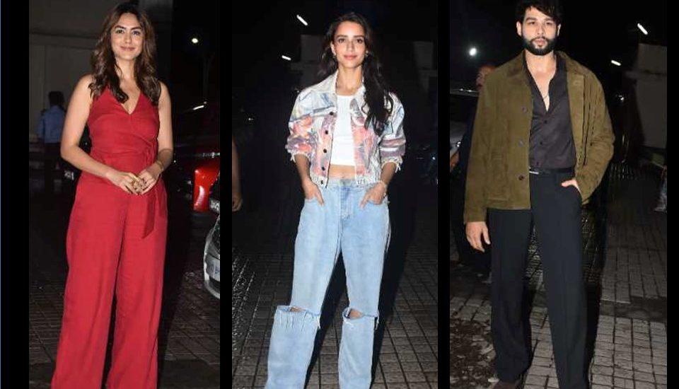Celebs At Screening Of Dhadak 2
