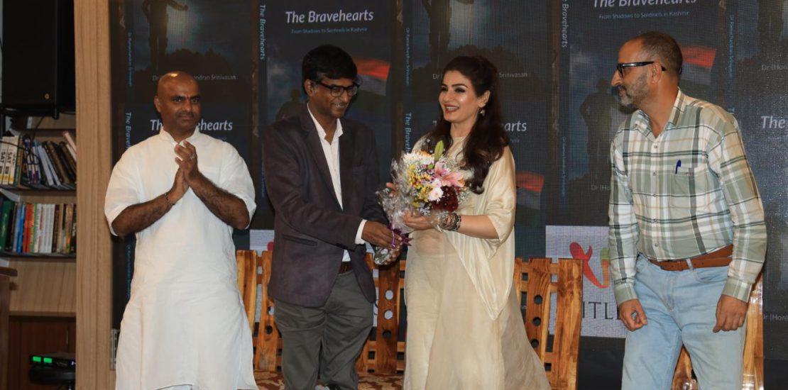 Raveena Tandon In Bandra For The Brave Hearts Book Launch By Rak Chandran-Photos