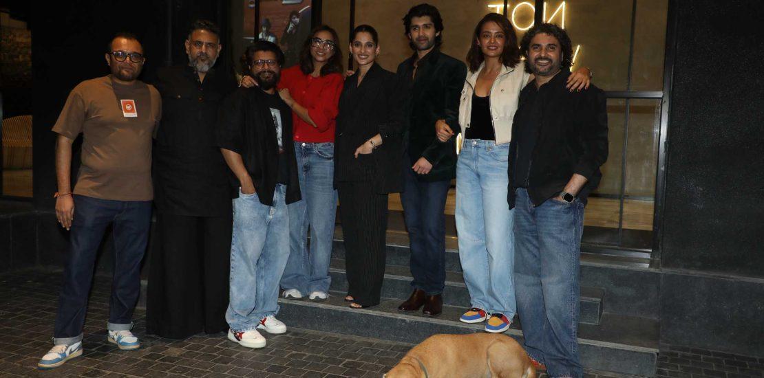 Andhera ka magic, celebs ke saath aur bhi bright!